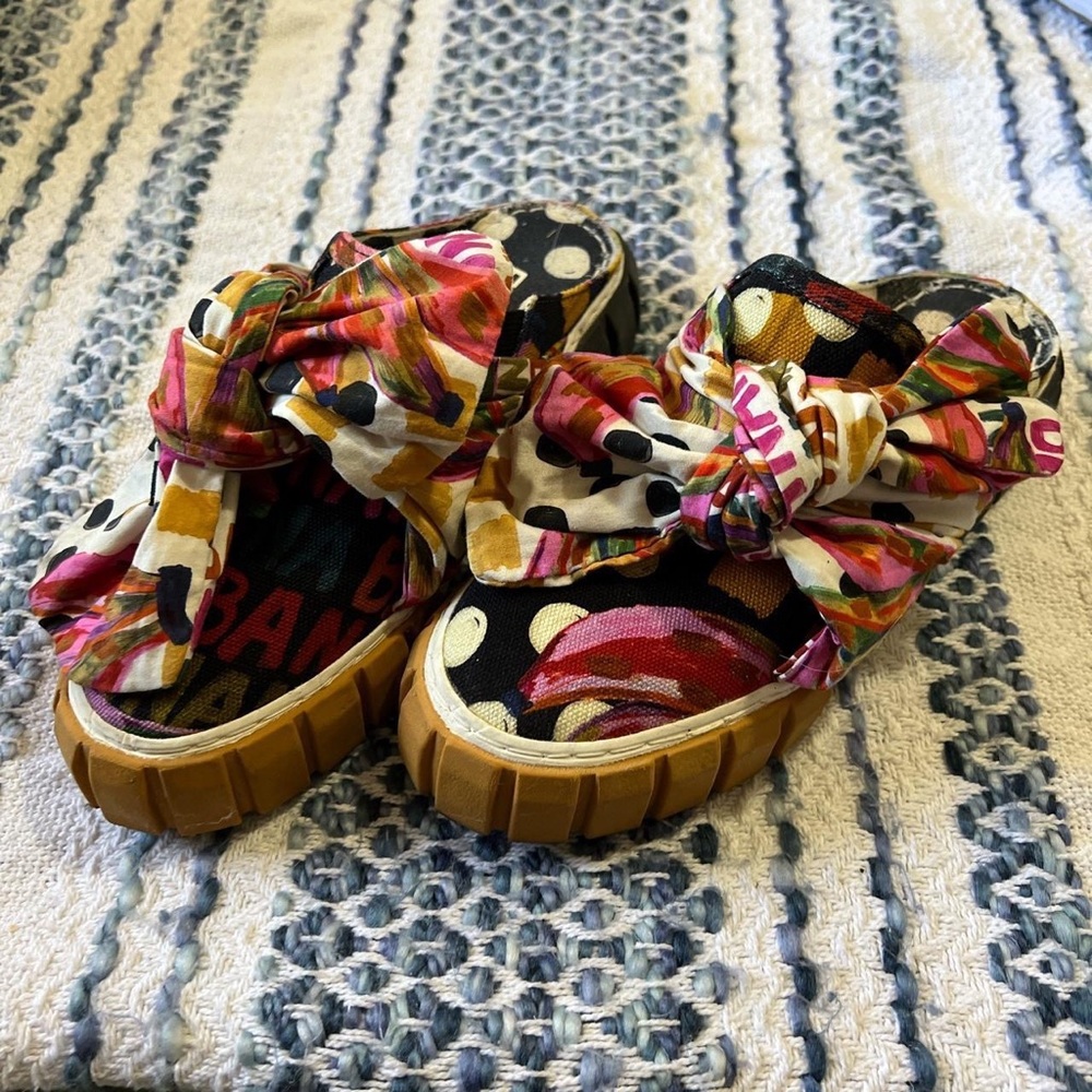 Farm Rio Mules Size 6